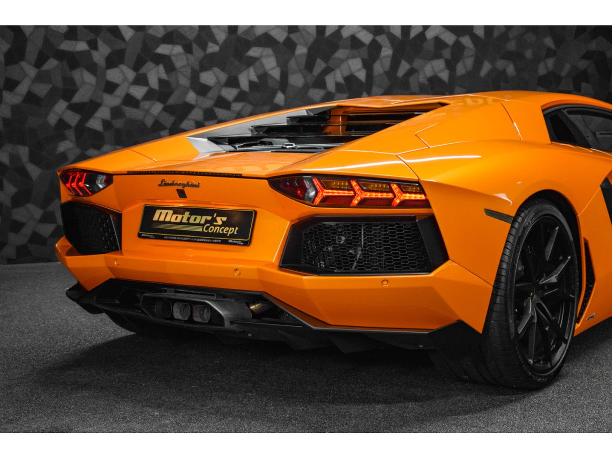 Lamborghini Aventador LP 700-4 - ARANCIO ATLAS (2016) - Photo 21