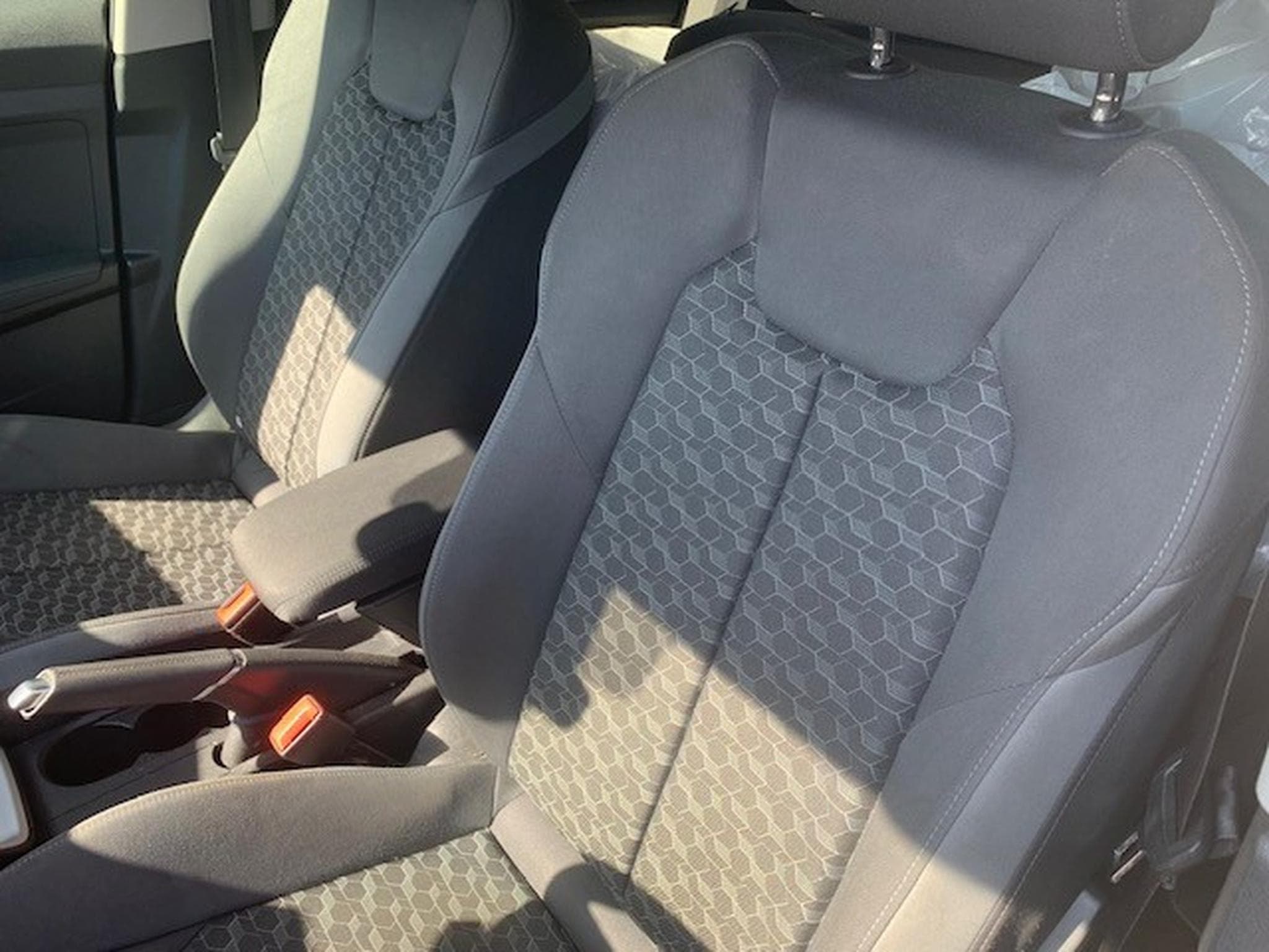 Audi A2 SPORTBACK S-LINE 40 TFSI 207CV S-TRONIC (2022) - Foto 2