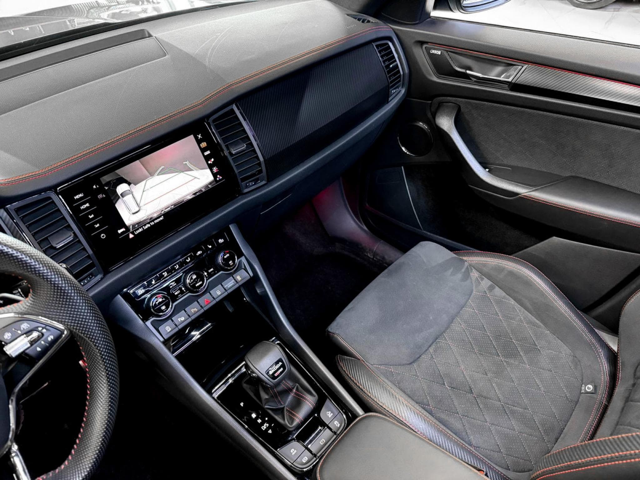 Skoda Kodiaq RS 4X4 2.0 TSI (2023) - Foto 9