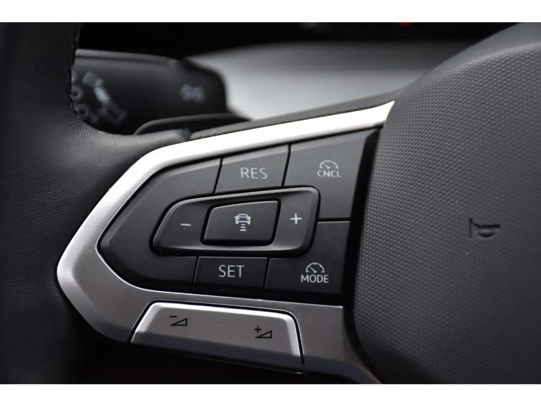 VW Golf (2025) - Foto 19