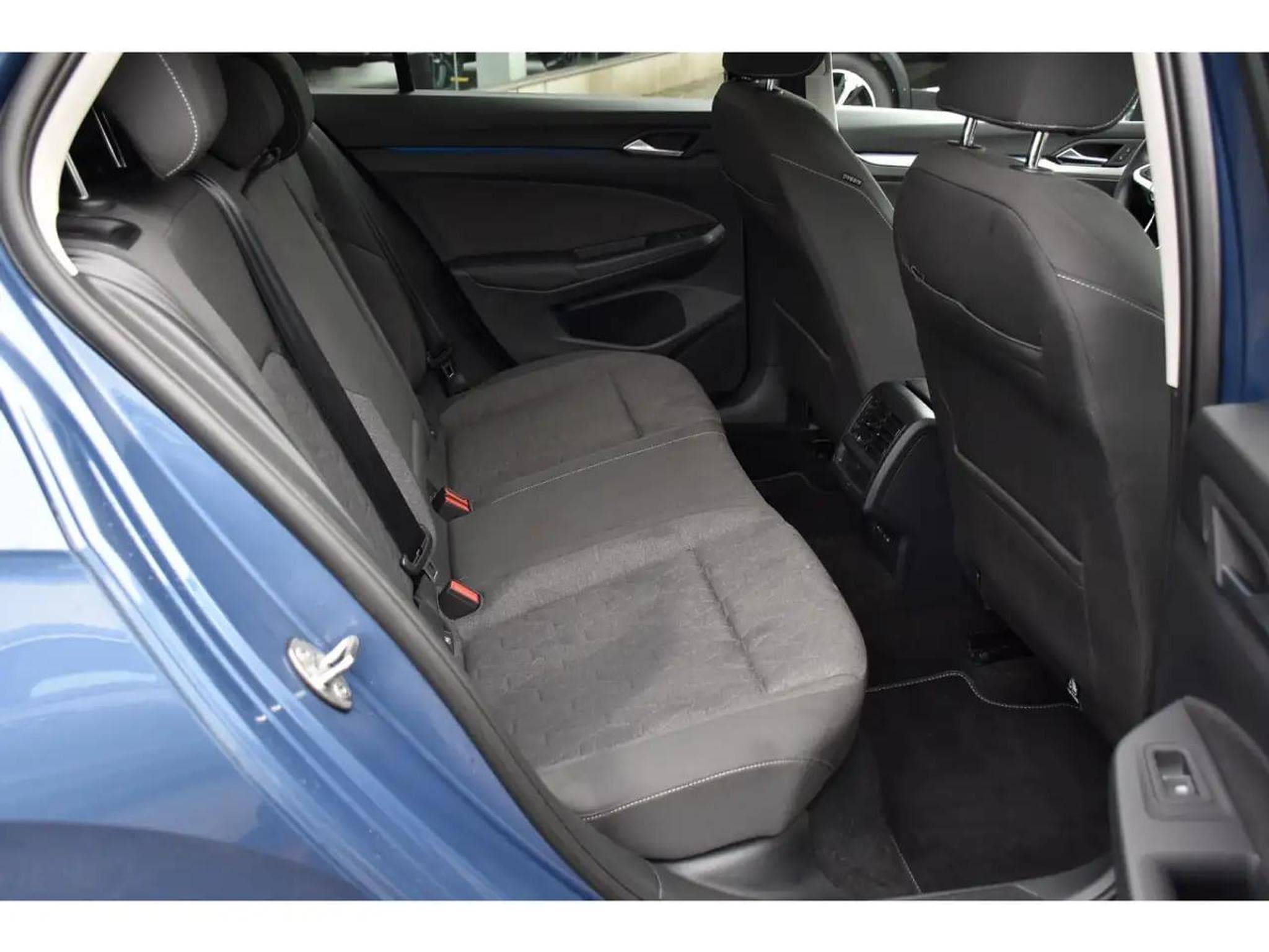 VW Golf (2025) - Foto 8