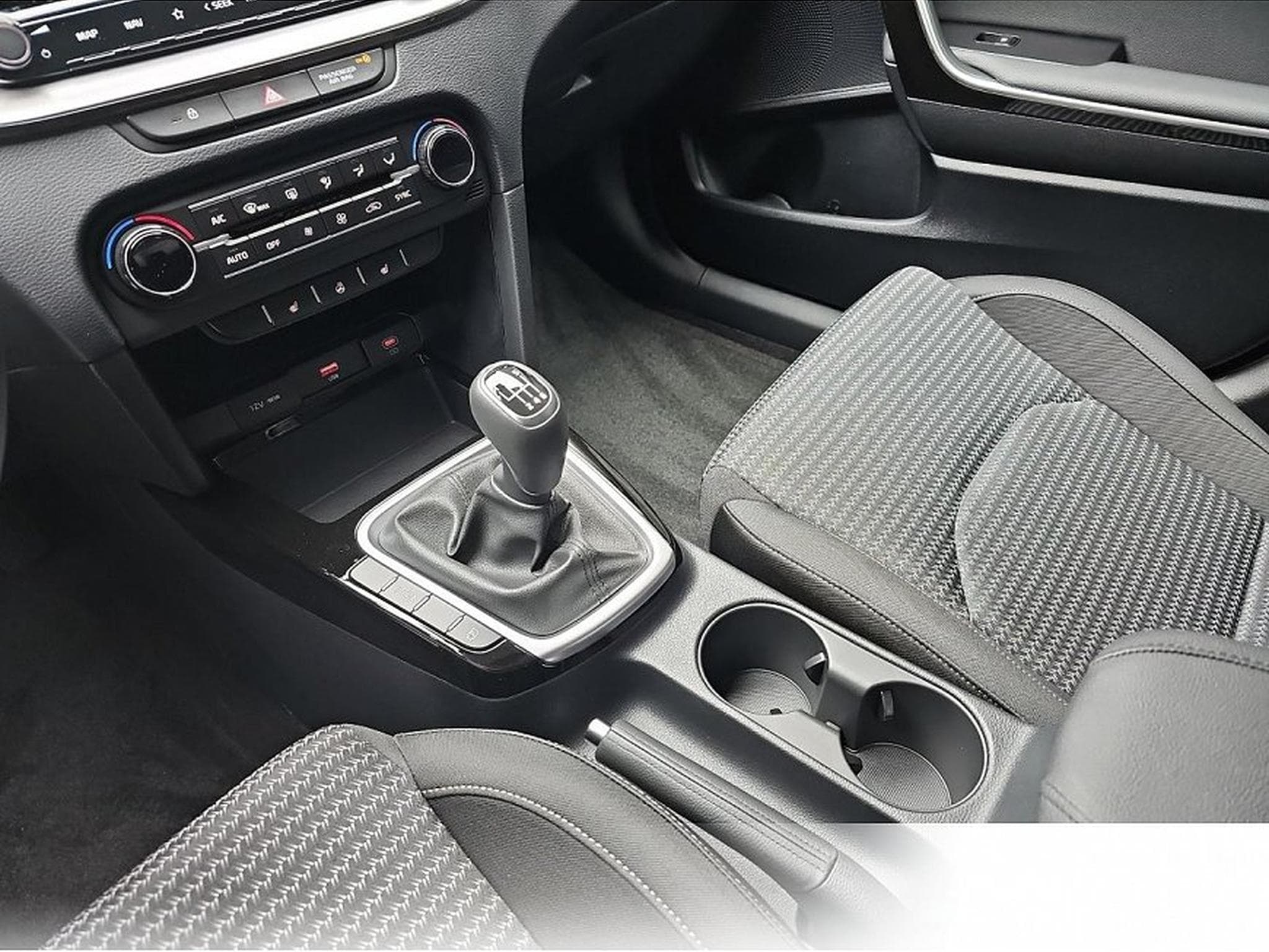 Kia Ceed (2026) - Foto 11