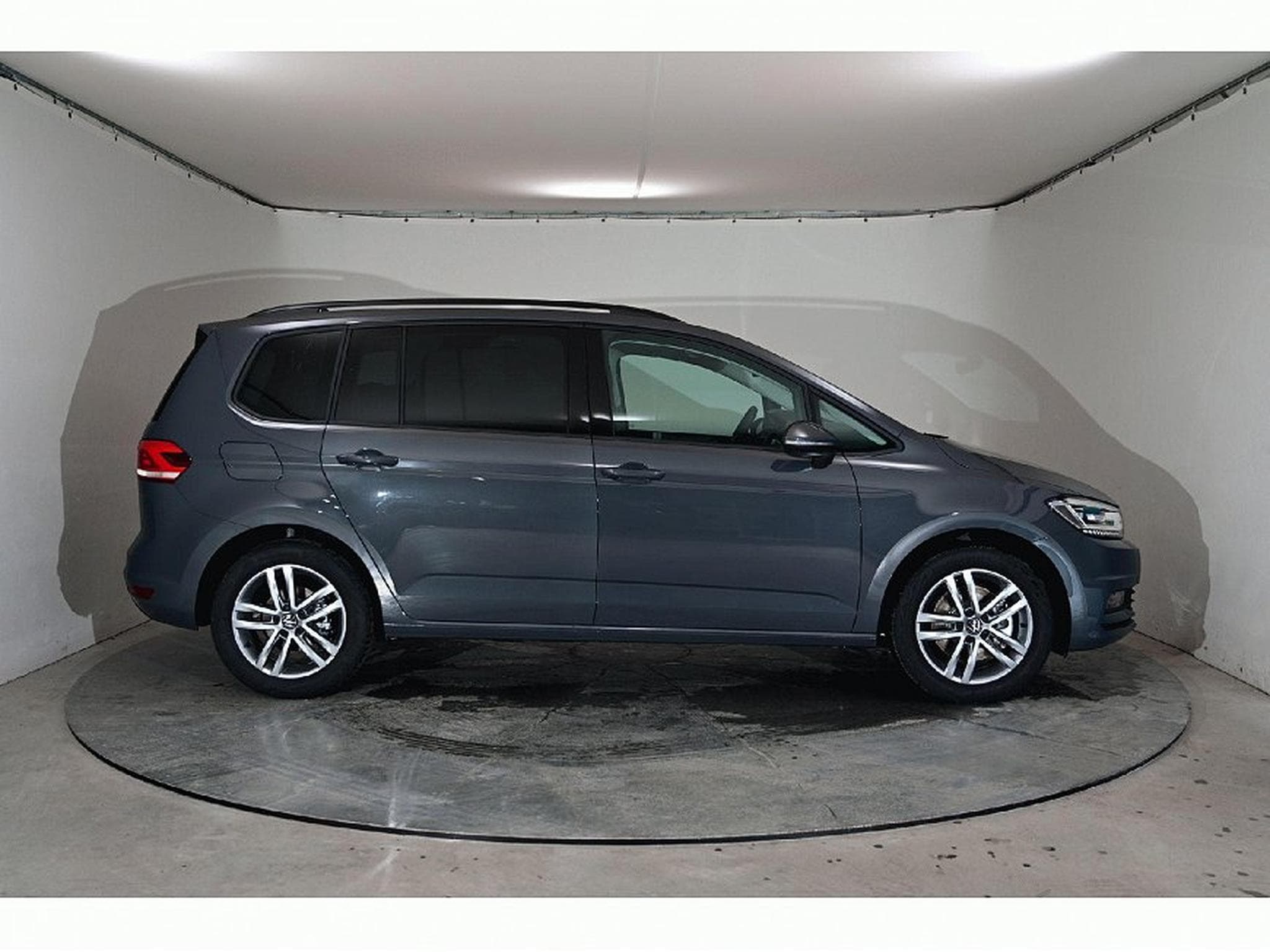 VW Touran (2026) - Photo 6