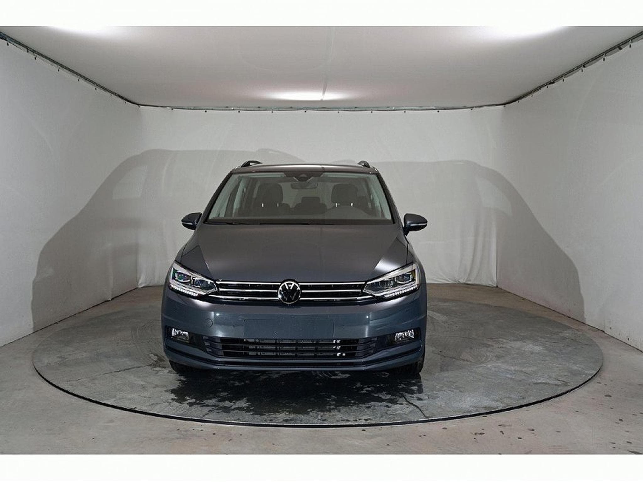 VW Touran (2026) - Photo 8
