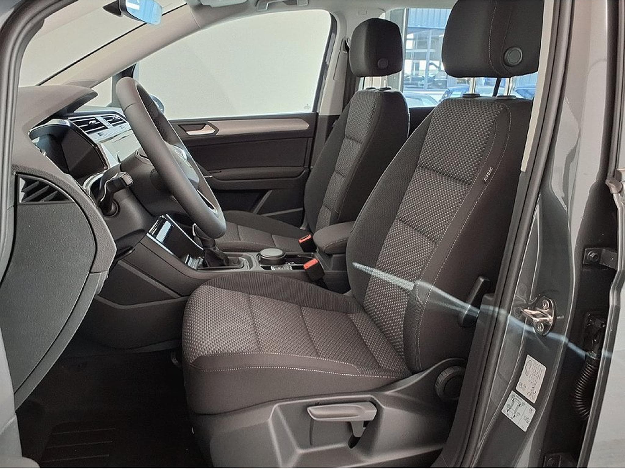 VW Touran (2026) - Photo 9