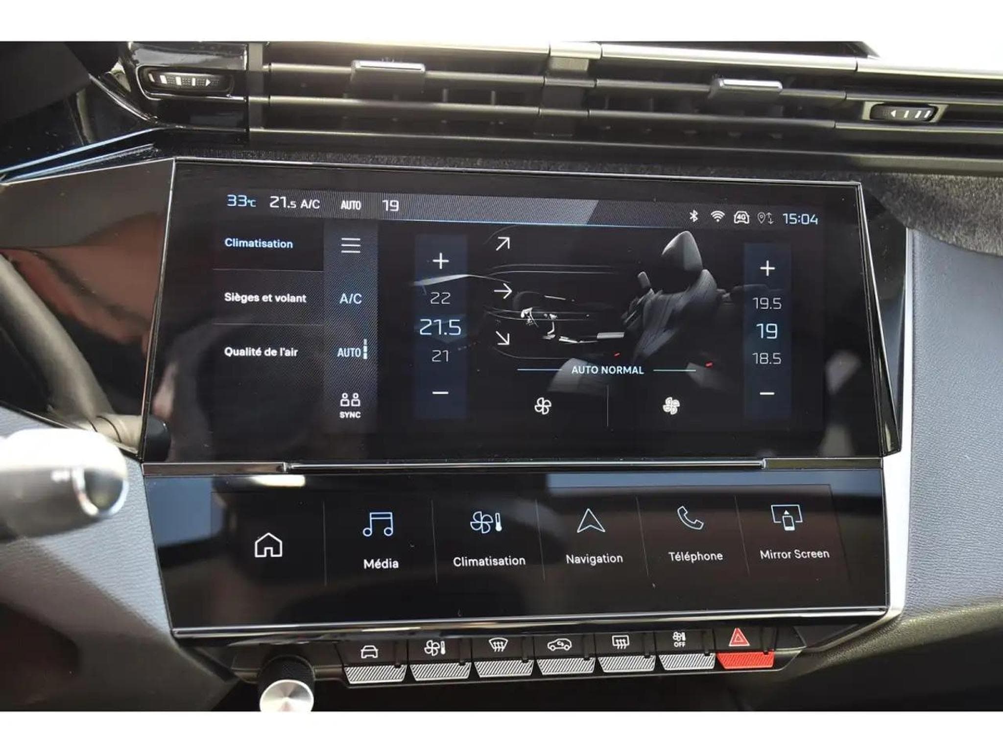 Peugeot 4008 (2024) - Photo 17