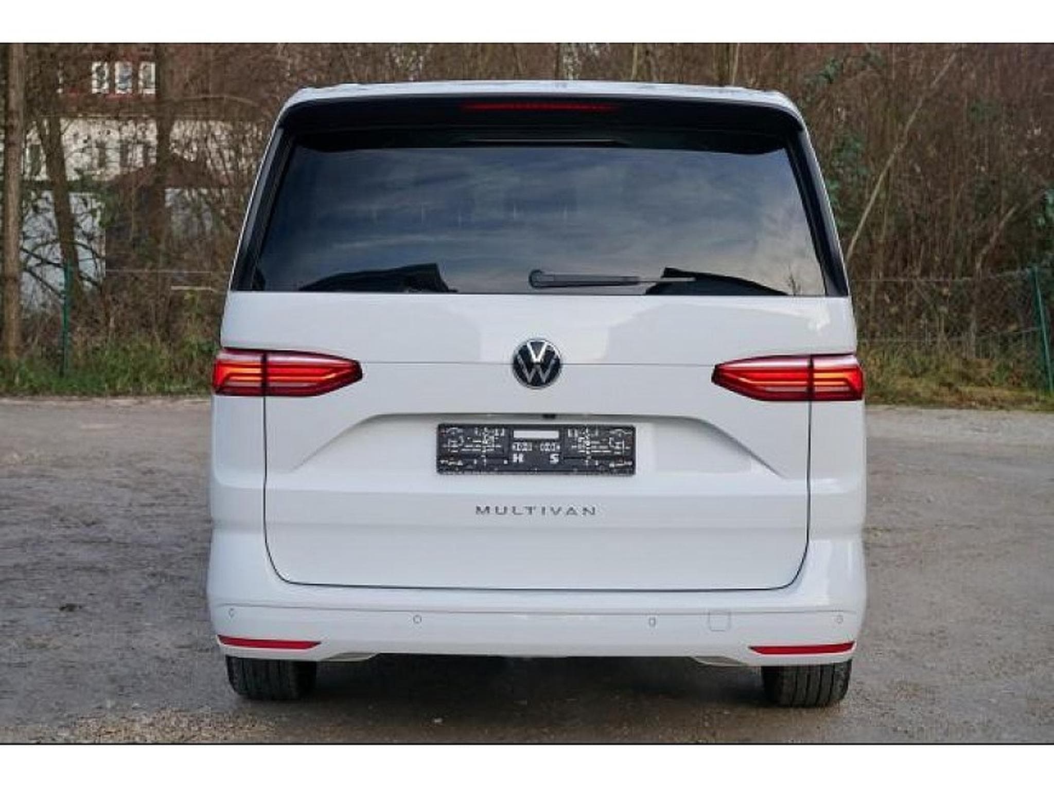 VW Multivan (2025) - Photo 11