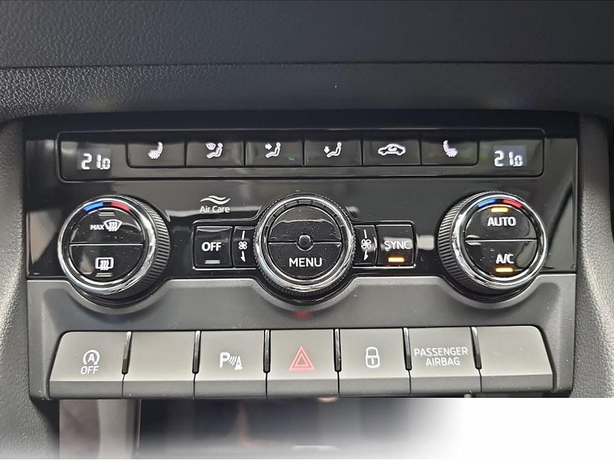 Skoda Karoq (2026) - Foto 10