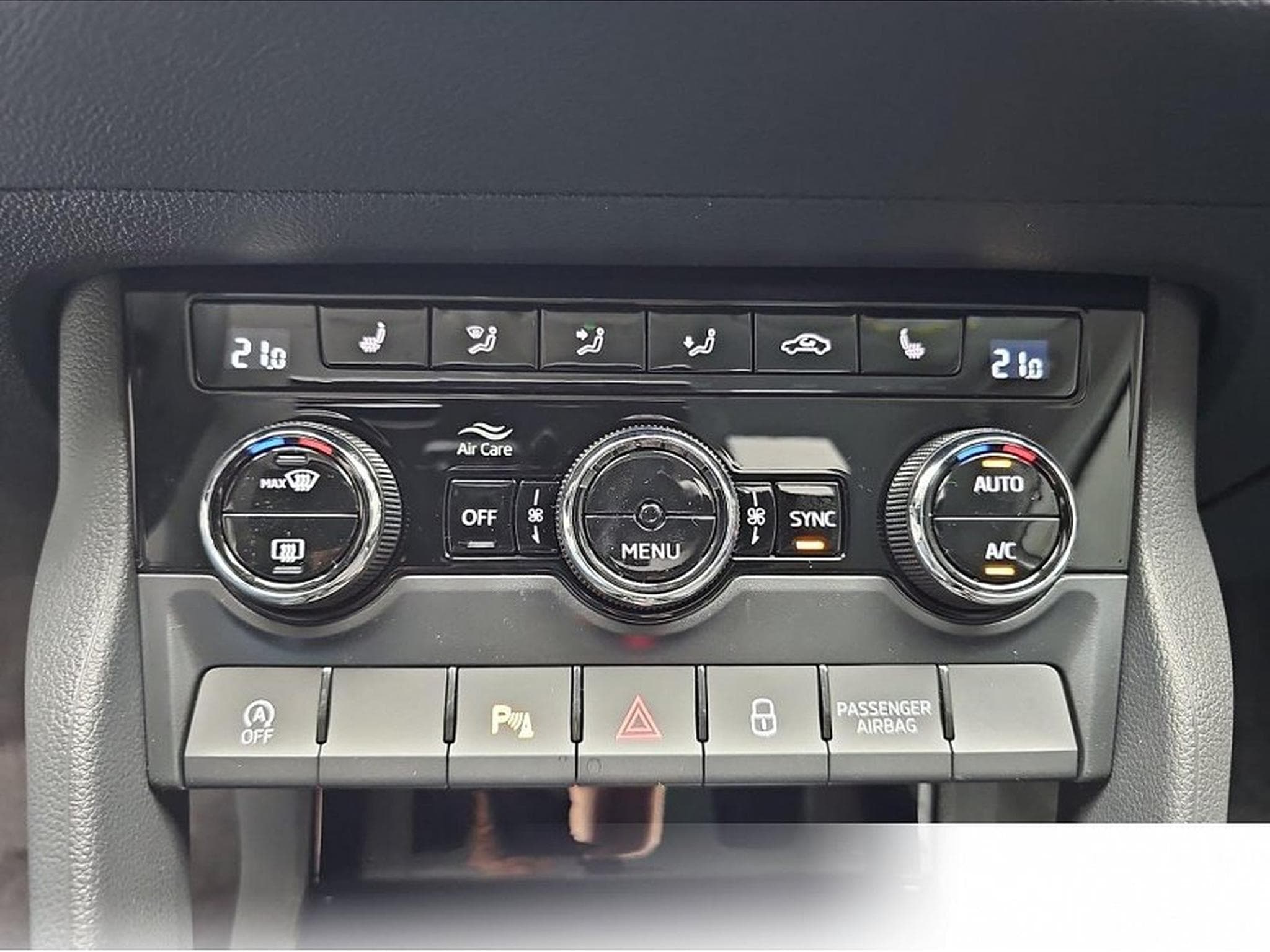 Skoda Karoq (2026) - Foto 10