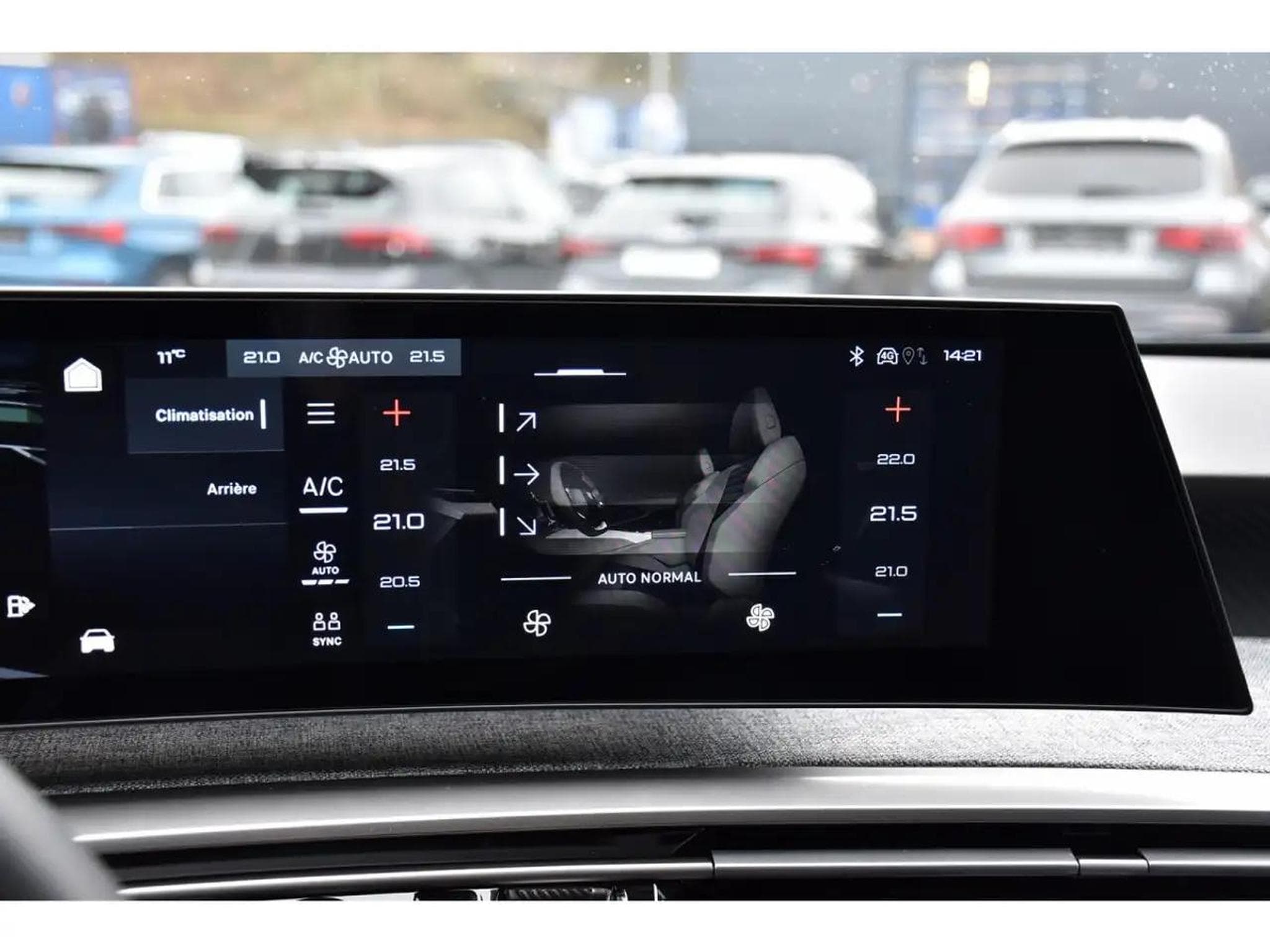 Peugeot 5008 (2025) - Photo 17