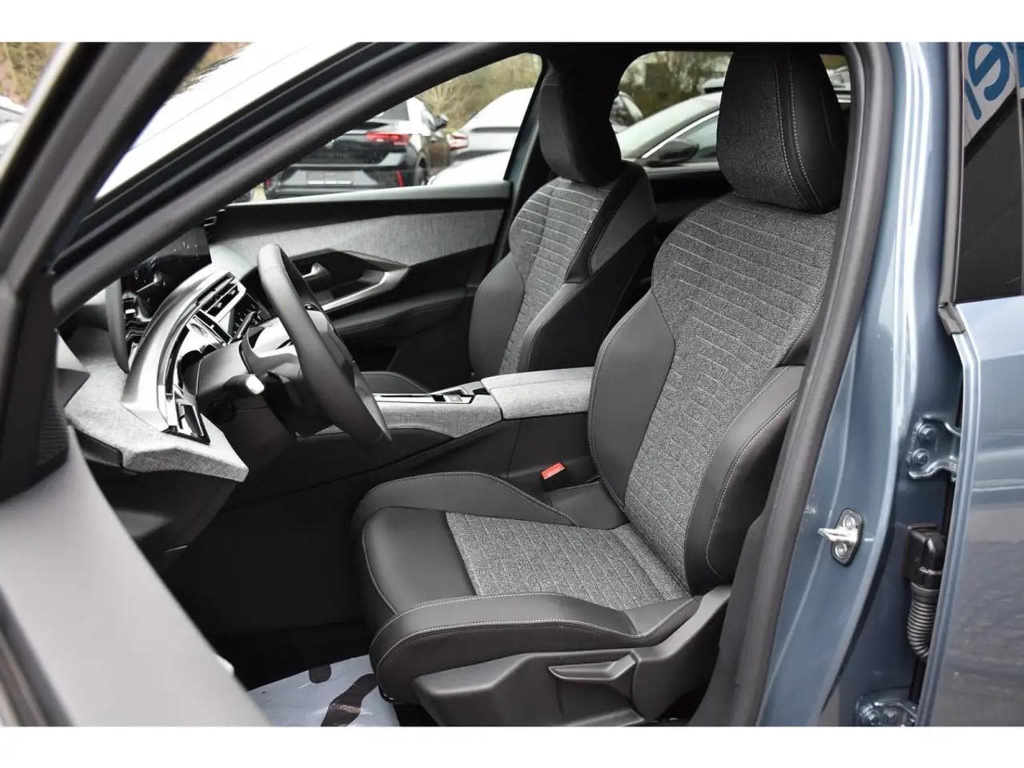 Peugeot 5008 (2025) - Photo 6