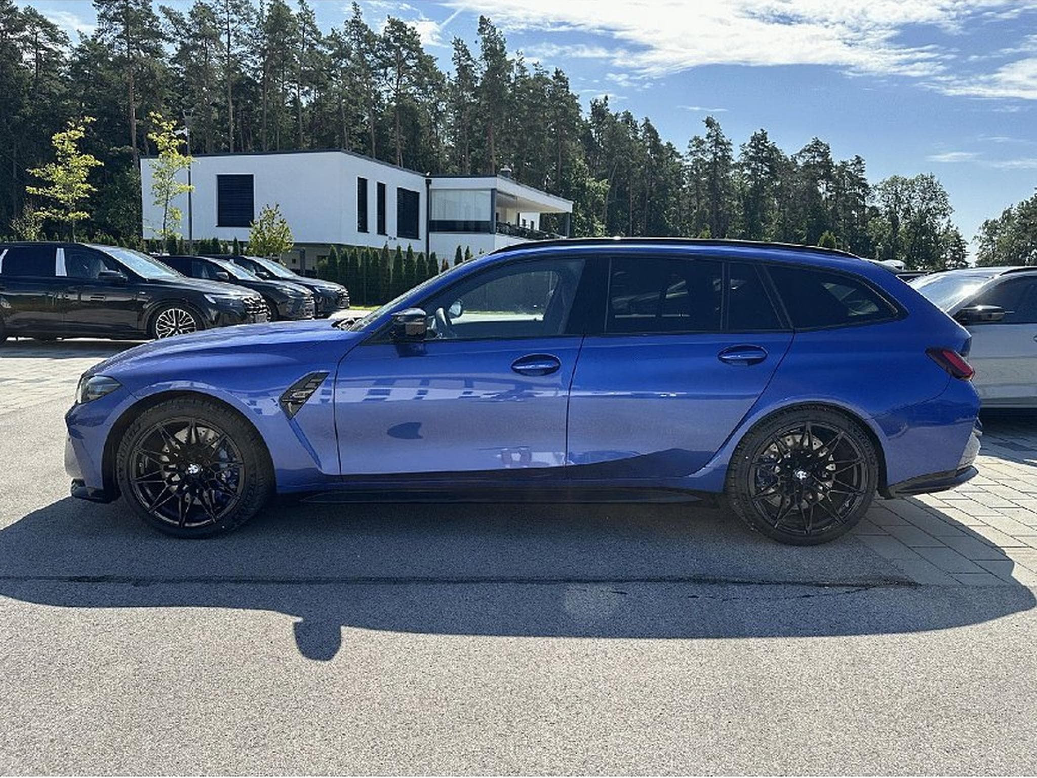 BMW M3 (2024) - Foto 8