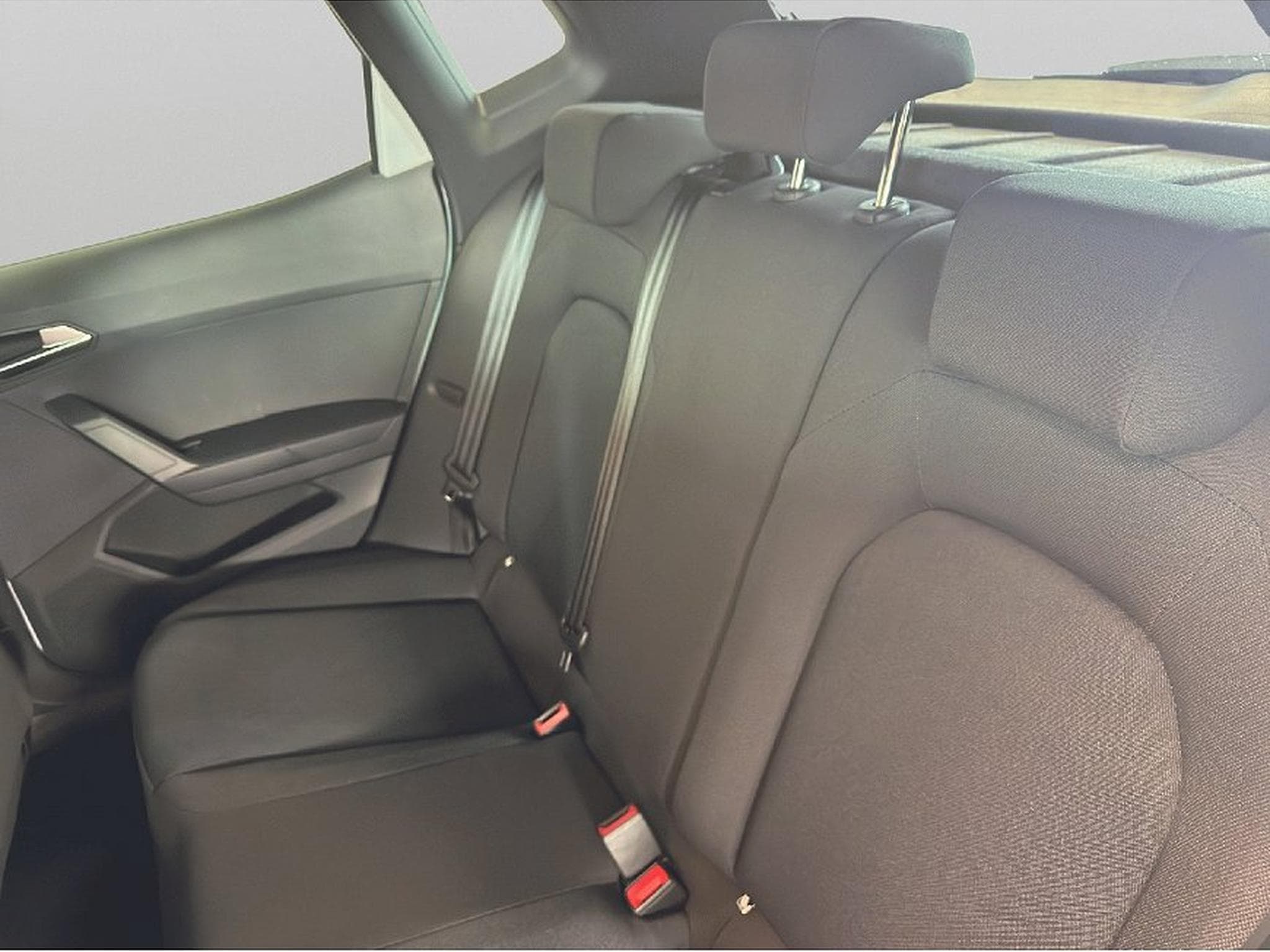 Seat Arona (2025) - Photo 11