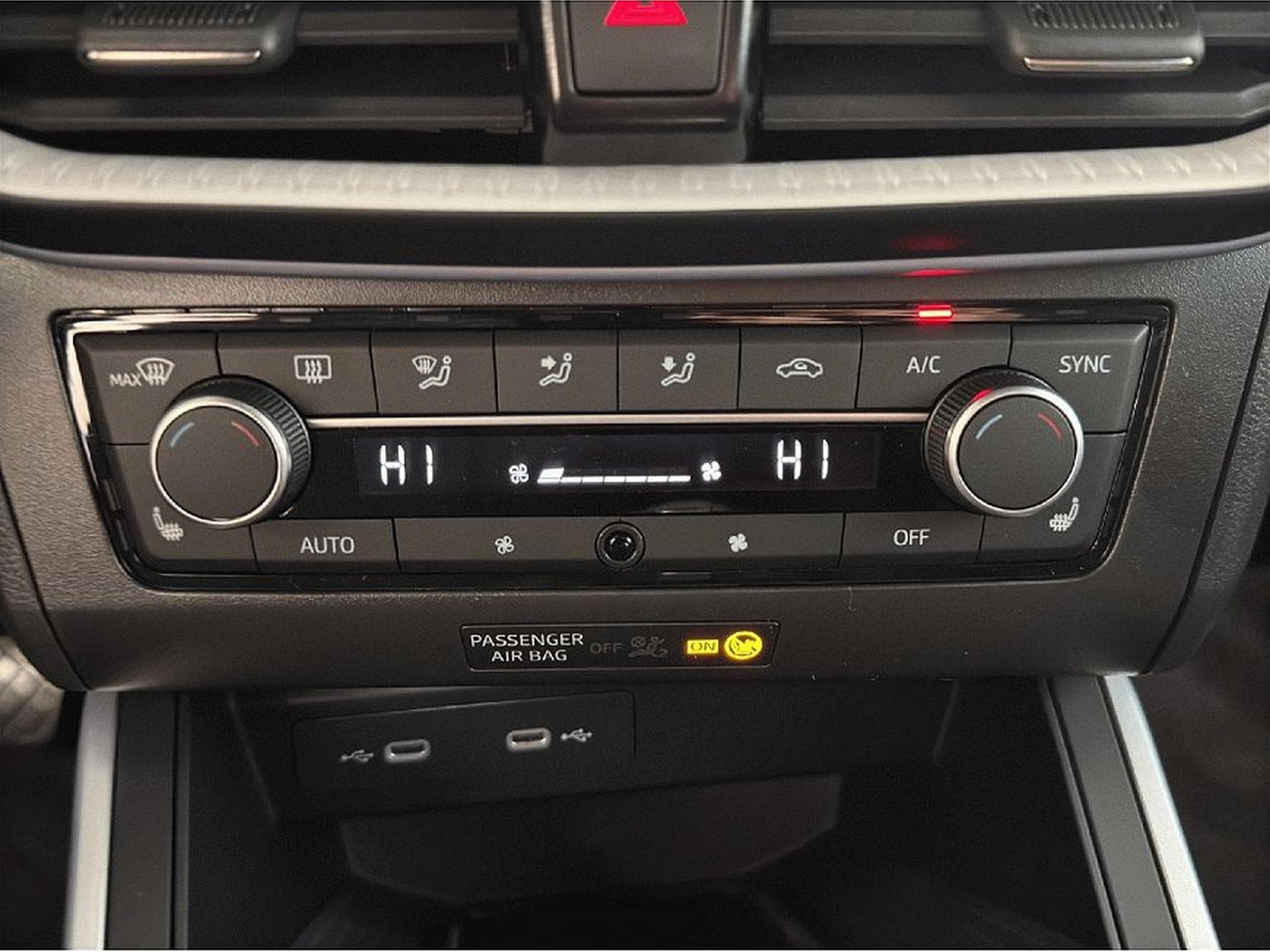 Seat Arona (2025) - Photo 13
