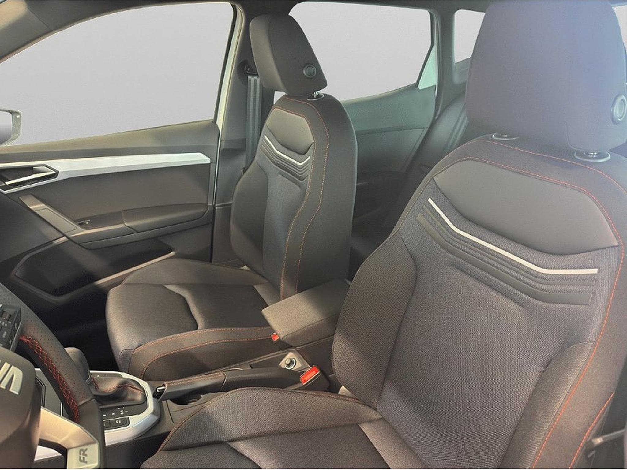 Seat Arona (2025) - Photo 9
