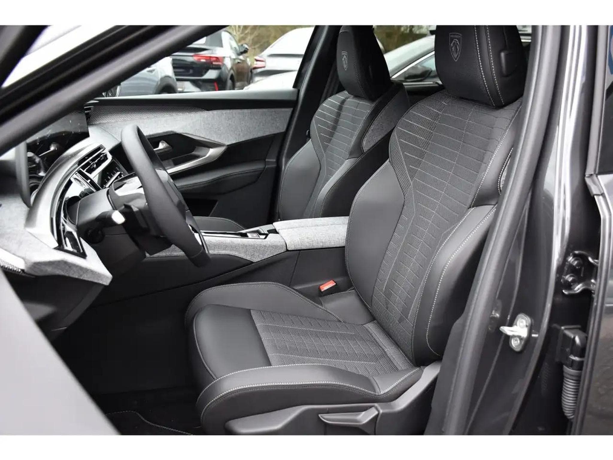 Peugeot 5008 (2026) - Foto 6