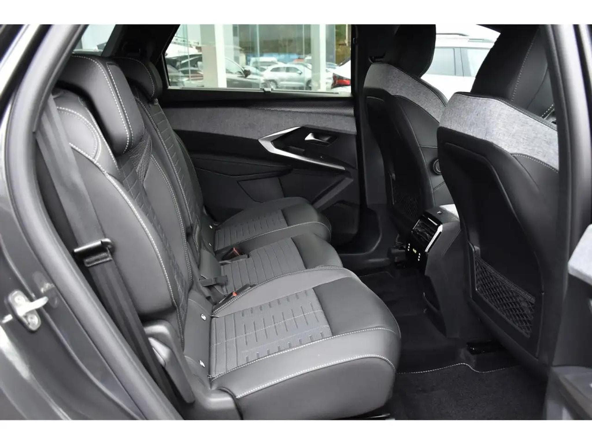 Peugeot 5008 (2026) - Foto 8