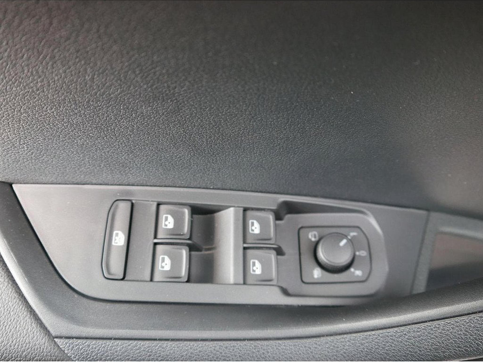 Skoda Karoq (2026) - Foto 10
