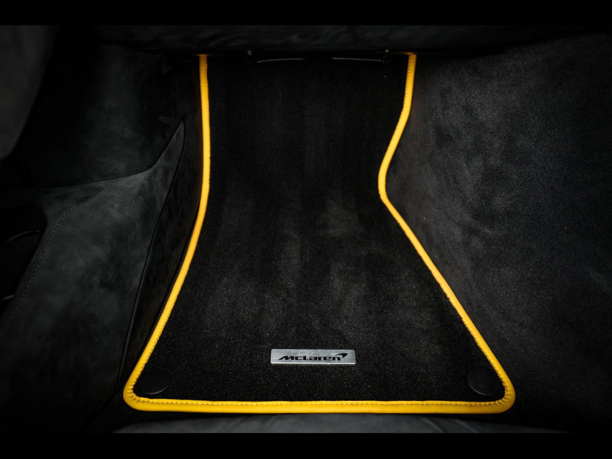 McLaren 720S SPIDER 4.0 V8 720 – PACK STEALTH - FULL XPEL - SUPERNOVA SIL (2022) - Photo 20