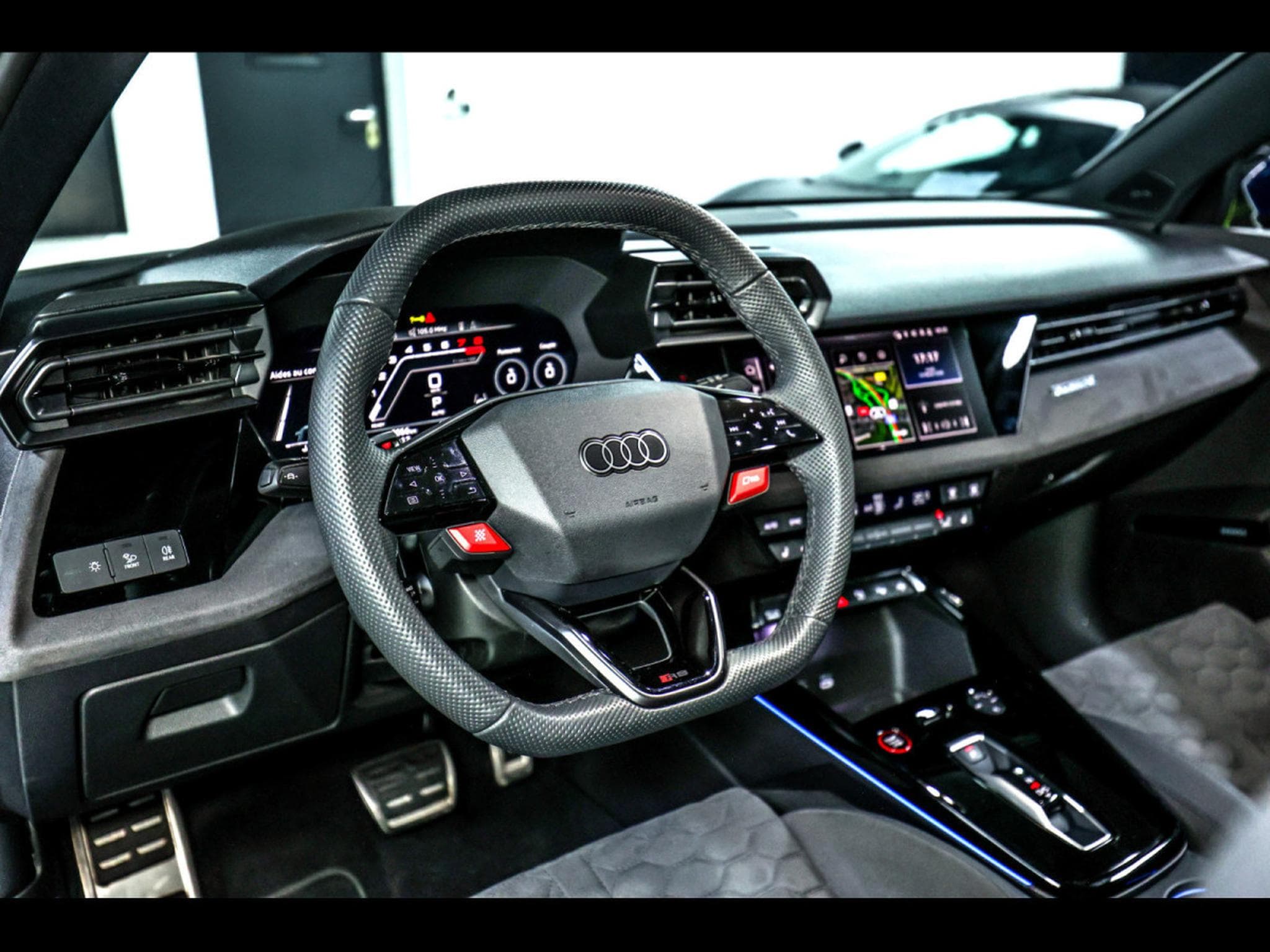 Audi RS3 SPORTBACK 2.5 TFSI QUATTRO S-TRONIC – PACK RS CARBON – ASCAR (2024) - Photo 11