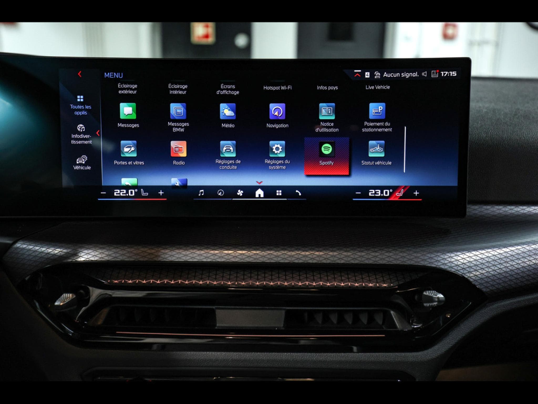 BMW M340 TOURING XDRIVE - BLACK SAPPHIRE METALLIC - WARRANTY 11/2028 (2024) - Photo 19