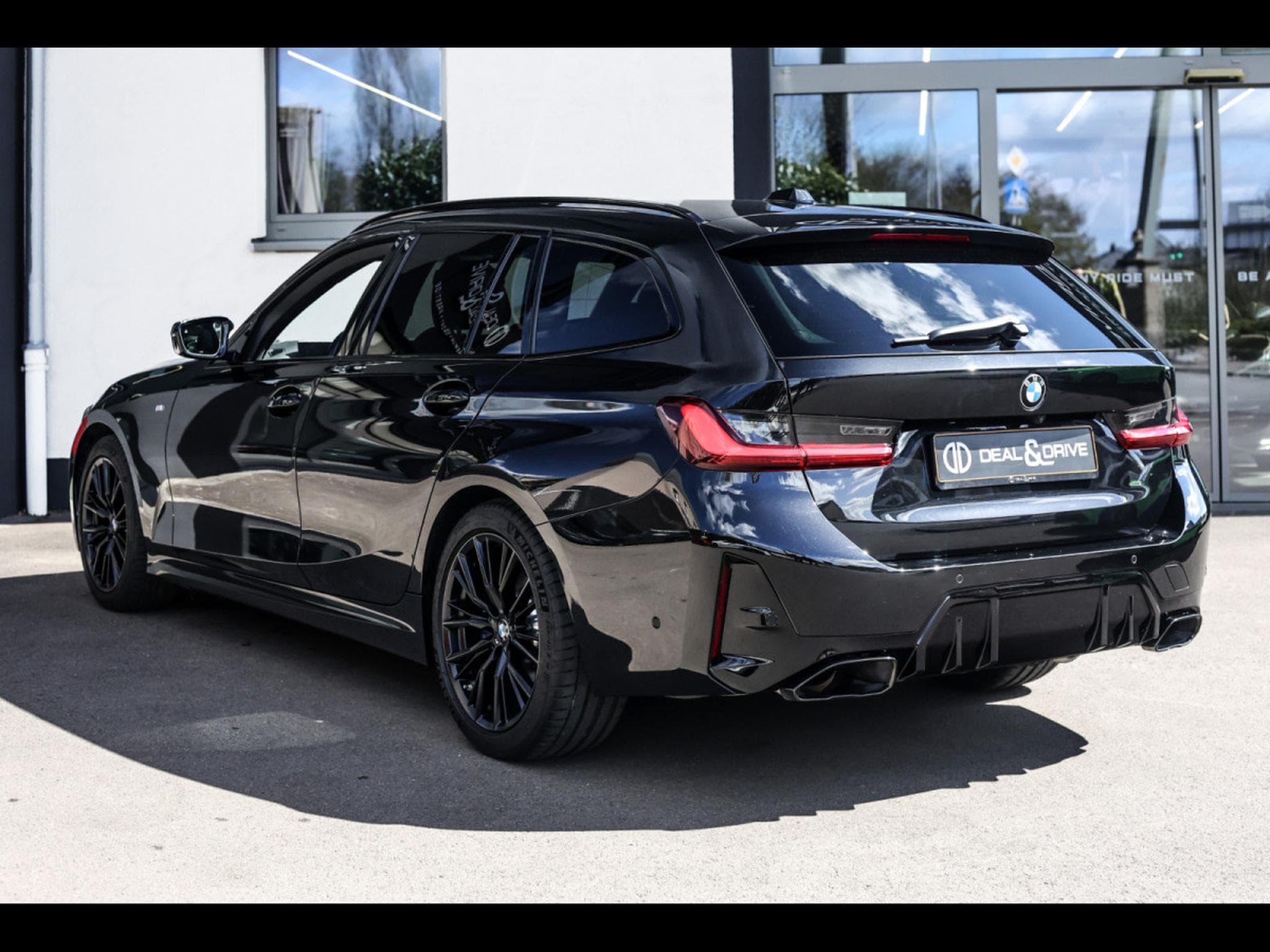 BMW M340 TOURING XDRIVE - BLACK SAPPHIRE METALLIC - WARRANTY 11/2028 (2024) - Photo 3