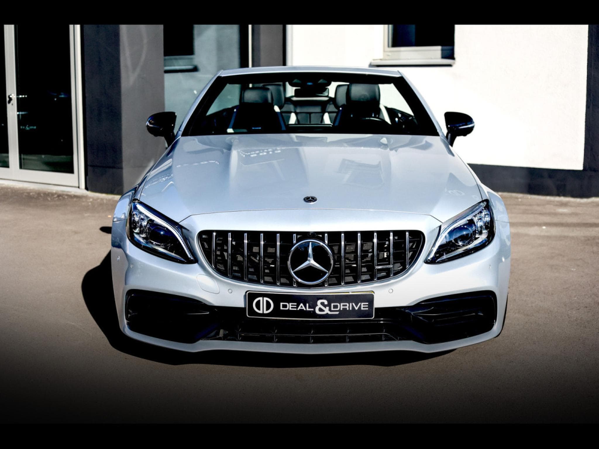 Mercedes C 63 AMG S AMG CABRIOLET (510 CH) – PACK NIGHT - IRIDIUM-SILBER (2020) - Photo 5