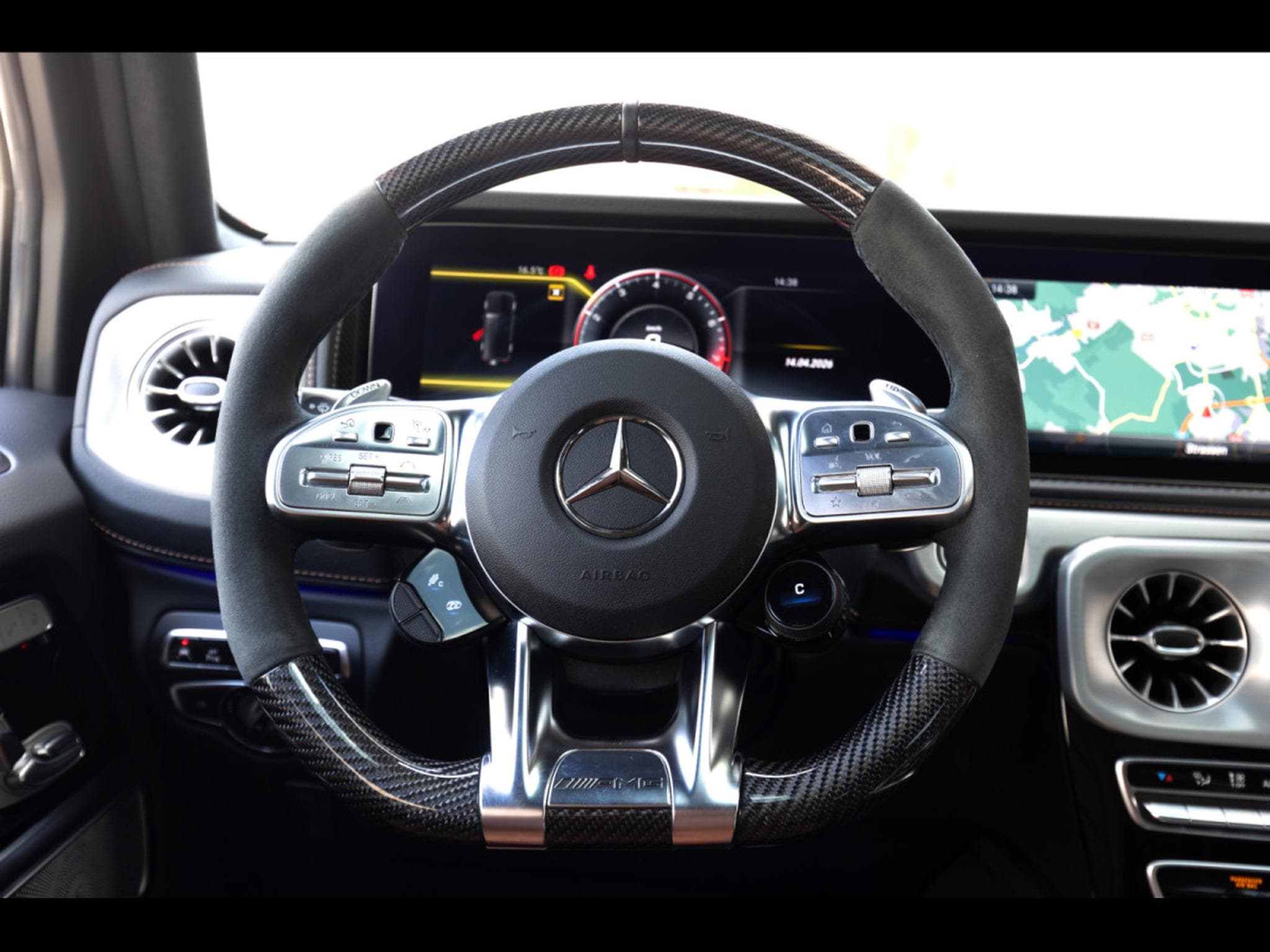 Mercedes G 63 AMG PACK NIGHT II - OLIVE METALLIC DESIGNO (2024) - Photo 19