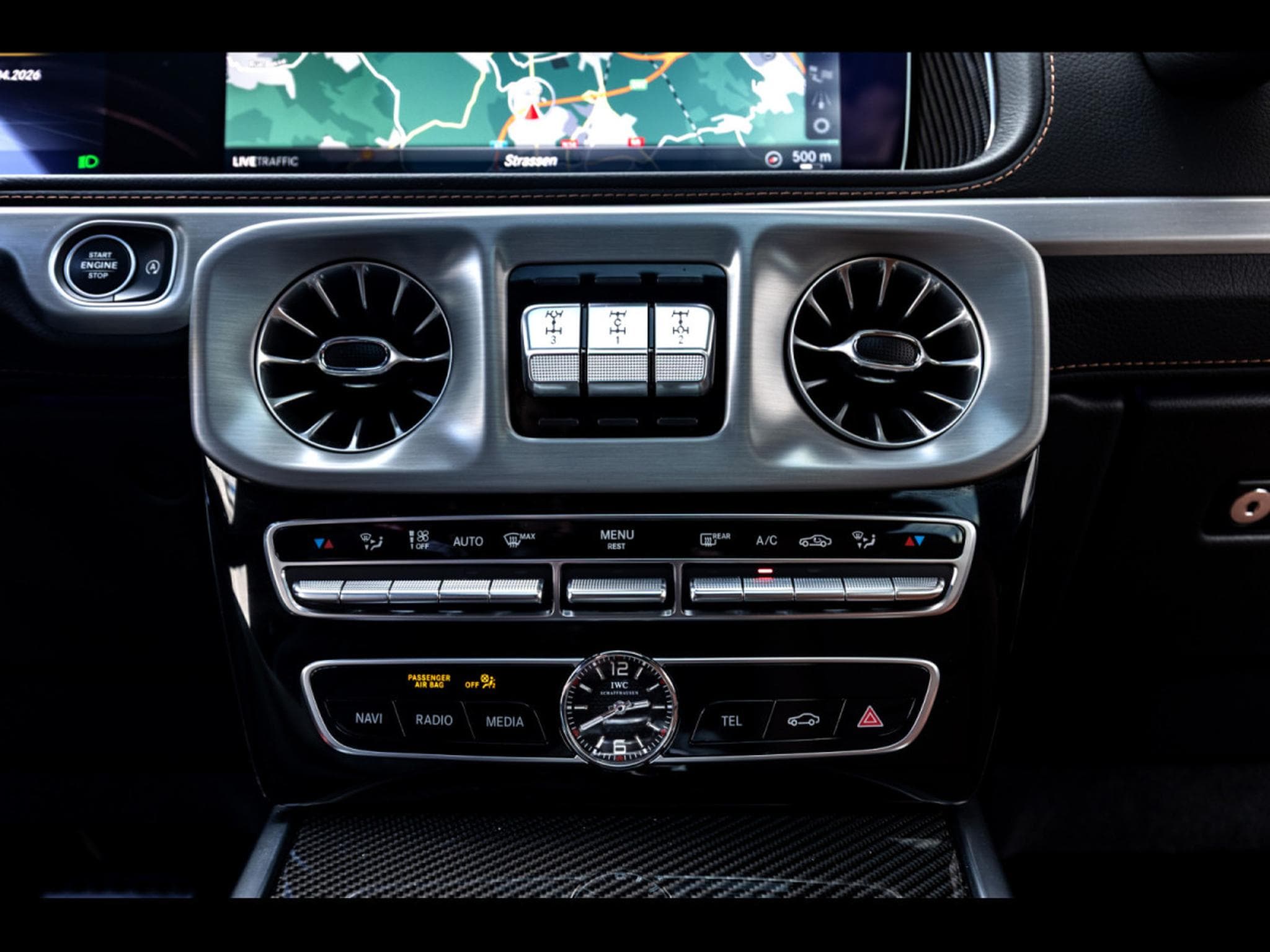 Mercedes G 63 AMG PACK NIGHT II - OLIVE METALLIC DESIGNO (2024) - Photo 22