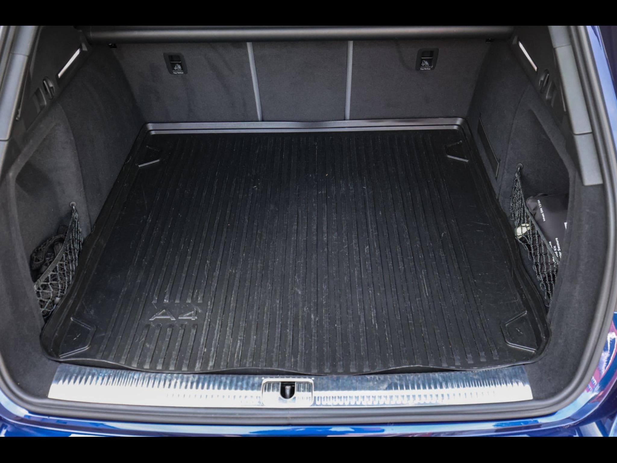 Audi S4 AVANT 3.0 TDI QUATTRO TIPTRONIC – PACK BLACK - NAVARRE BLUE (2023) - Photo 18