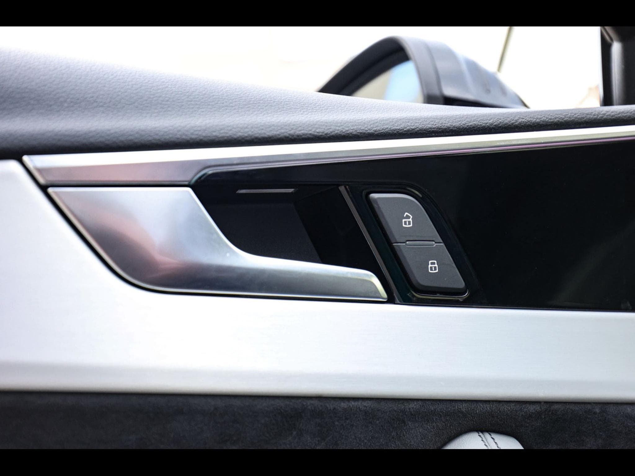 Audi S4 AVANT 3.0 TDI QUATTRO TIPTRONIC – PACK BLACK - NAVARRE BLUE (2023) - Photo 19