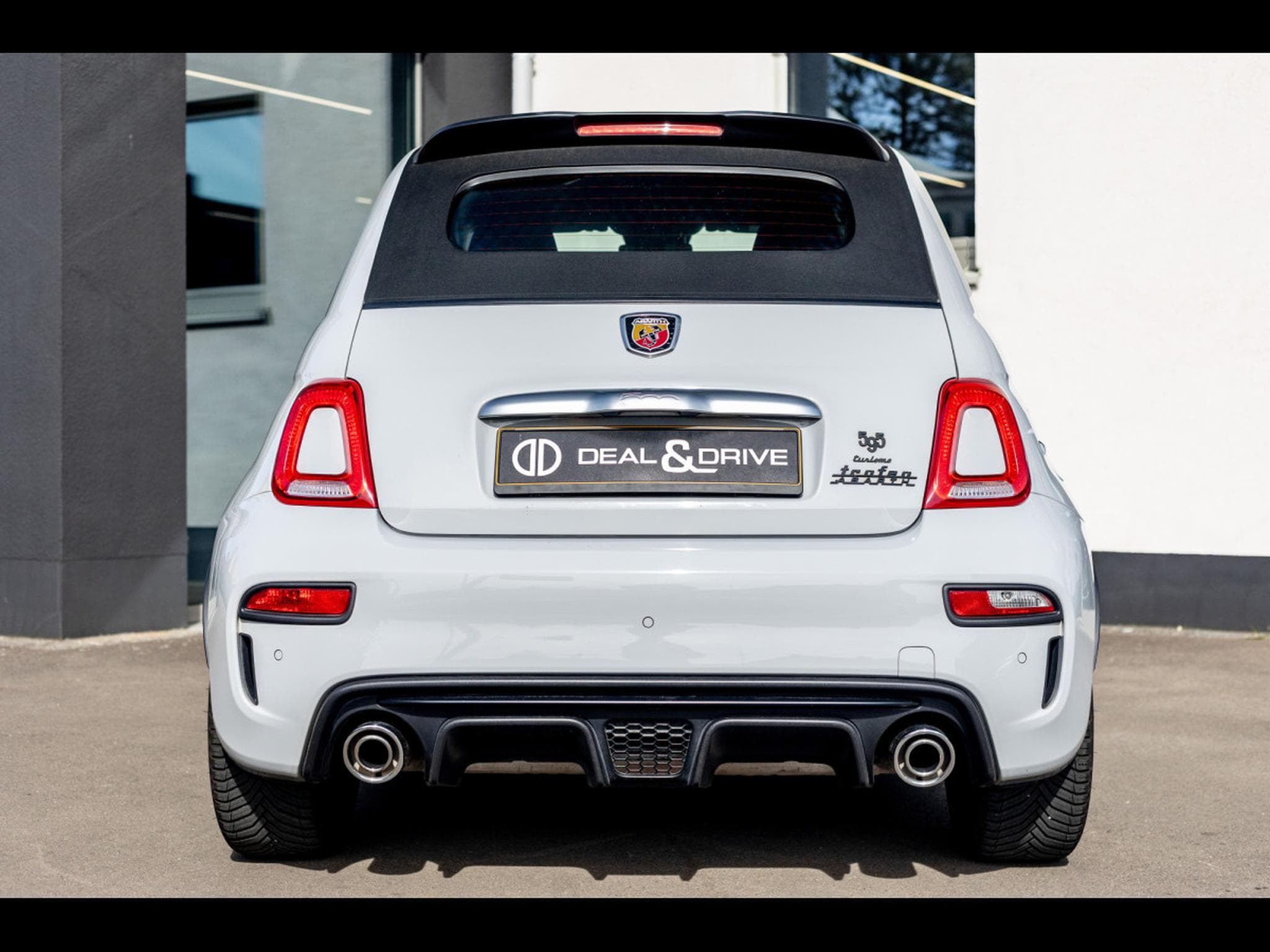 Abarth 595 C CABRIOLET 1.4 T-JET 16V - AUTO (2022) - Photo 8