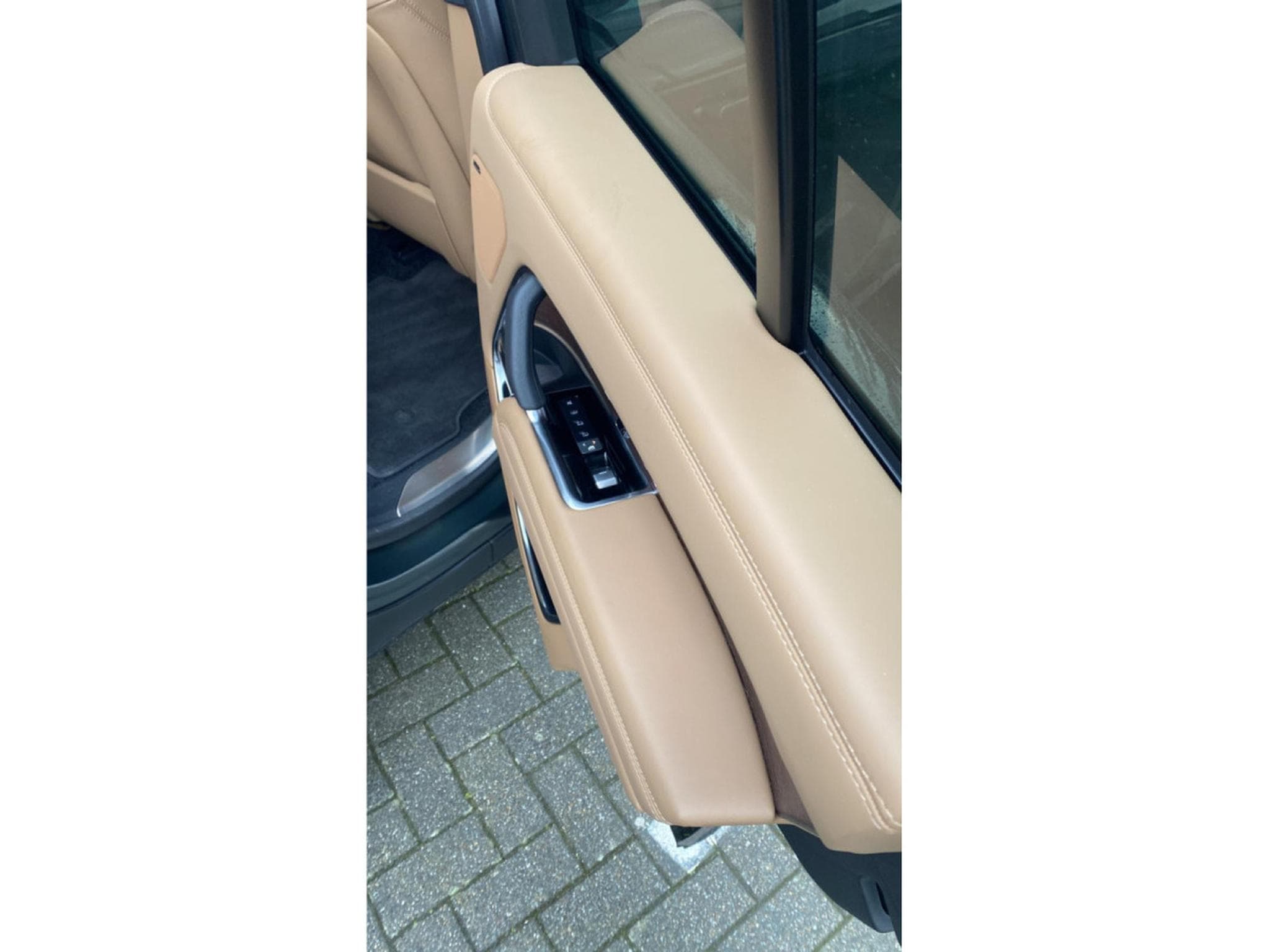 Land-Rover Range Rover SE HSE P530 Full options 2nd SET je jantes 23 KAHN (2024) - Photo 9