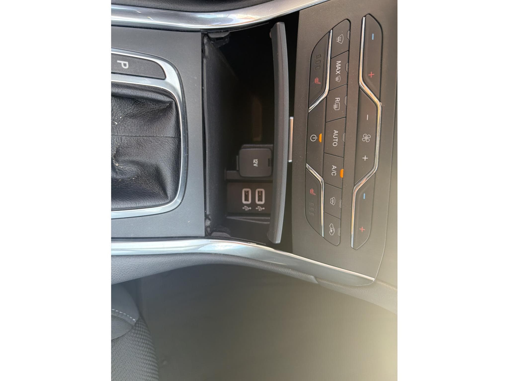 Ford S-Max 2.0 TDCI AUTO PLATINIUM 180CV (2018) - Photo 19