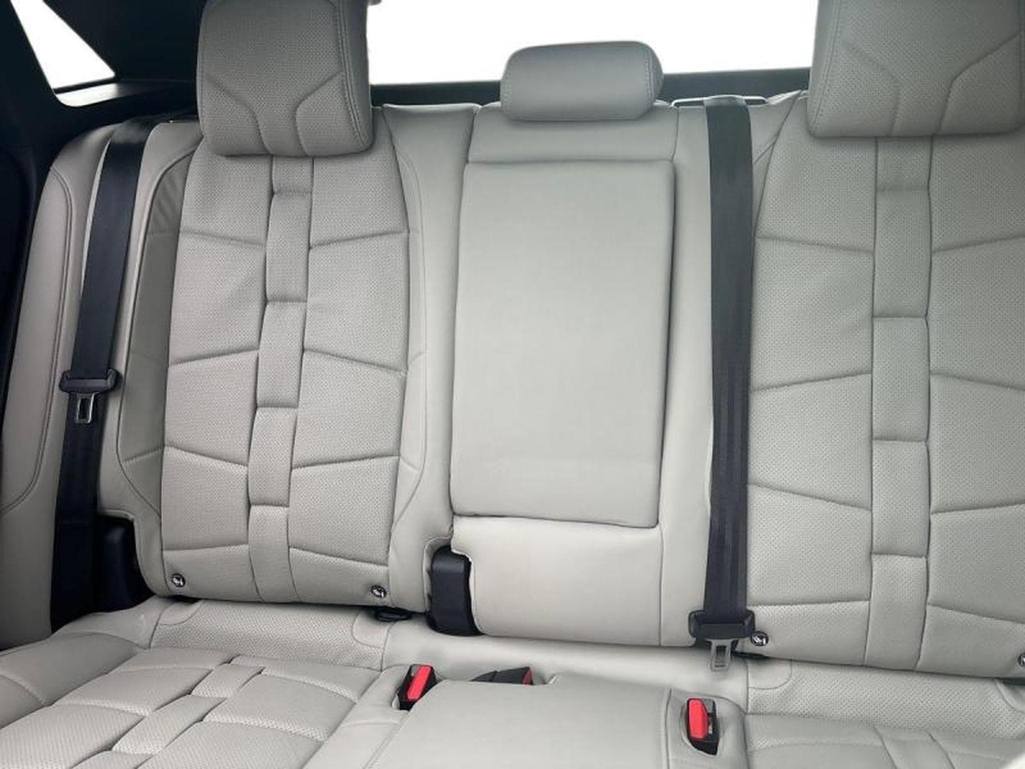 DS Automobiles DS7 E-TENSE 4x4 360ch Opera (2024) - Photo 11