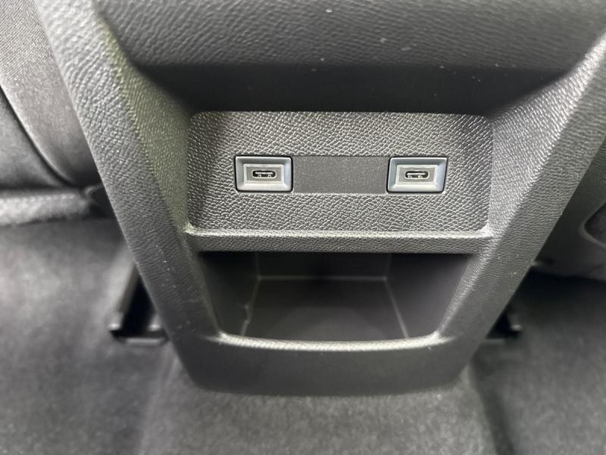 PEUGEOT 308 1.5 BlueHDi 130ch S&S Allure EAT8 (2025) - Photo 12