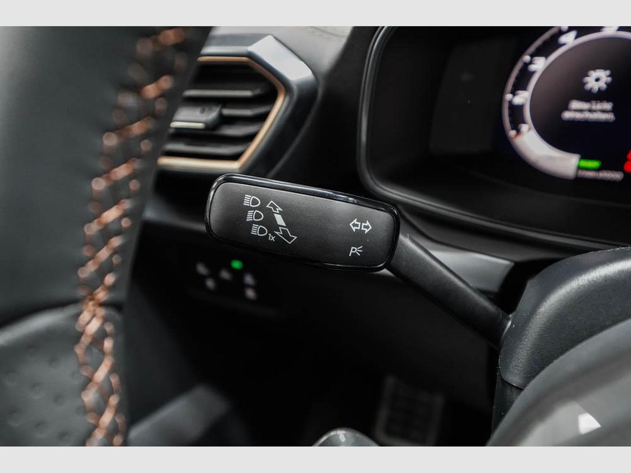 Cupra Formentor 1,5 eTSI DSG (2026) - Foto 10