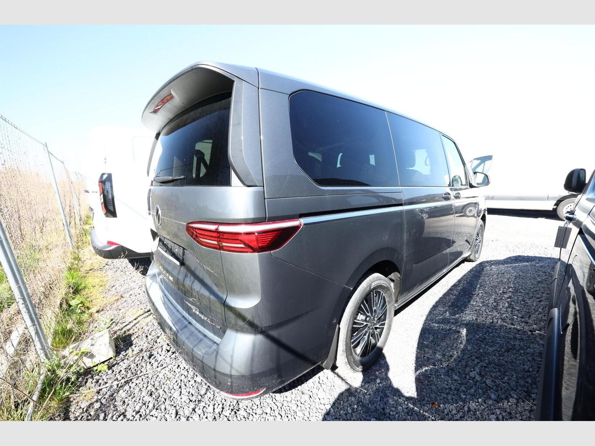 VW T7 PHEV 245 4M (2025) - Foto 3