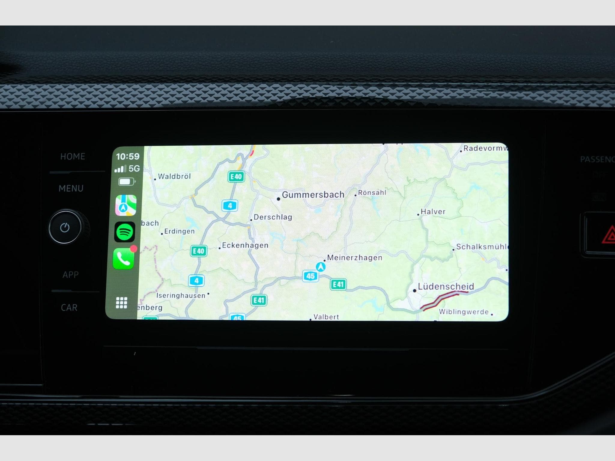 VW Taigo 1.0 TSI Life (2025) - Photo 12