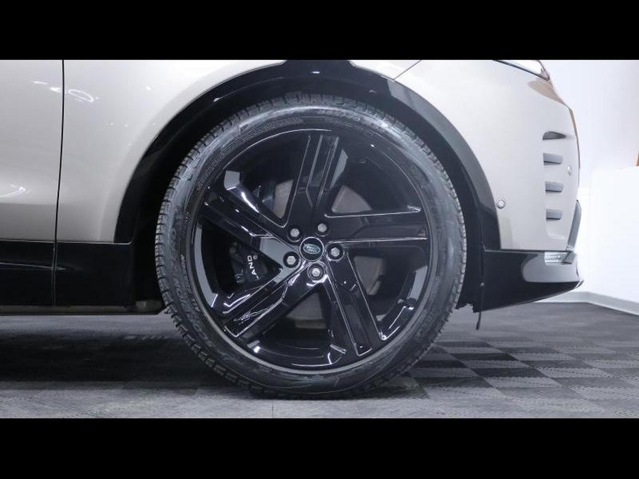 Land-Rover Discovery D300 Metropolitan Edition 7 places (2022) - Photo 12