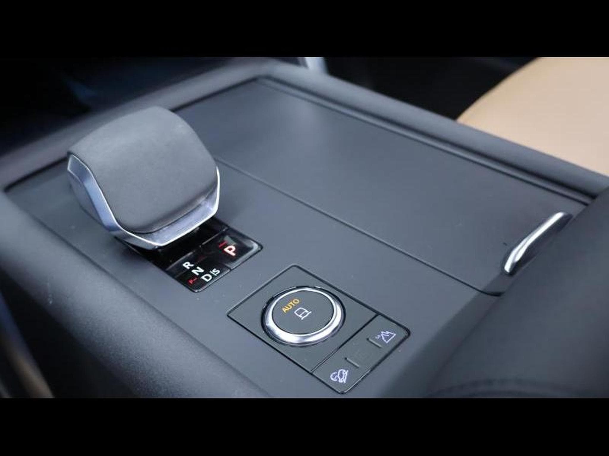 Land-Rover Discovery D300 Metropolitan Edition 7 places (2022) - Photo 21