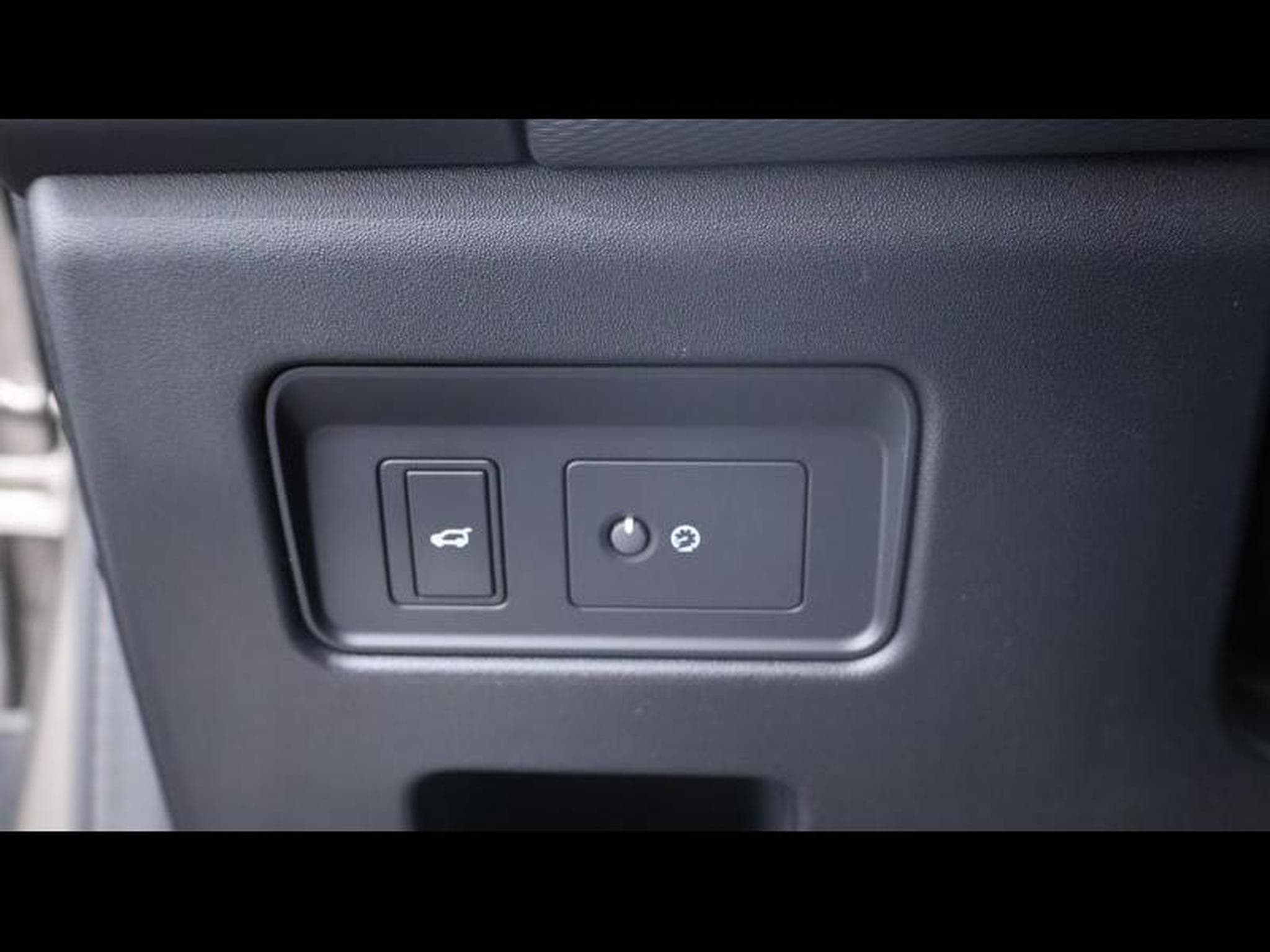 Land-Rover Discovery D300 Metropolitan Edition 7 places (2022) - Photo 33