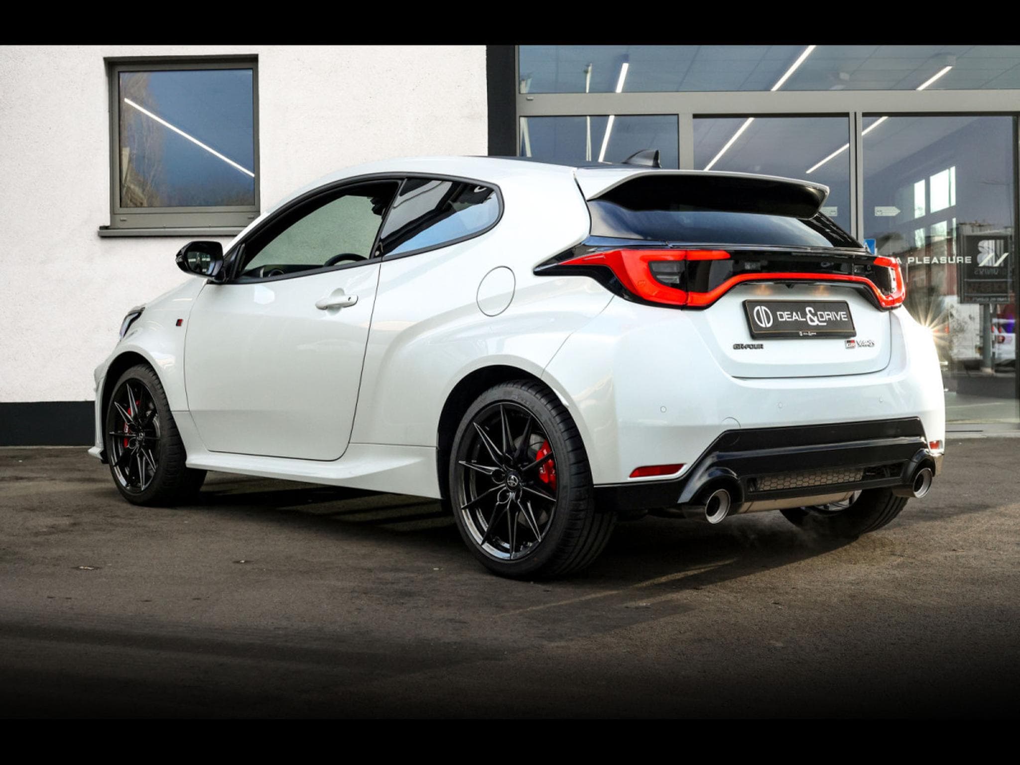 Toyota Yaris GR-FOUR 1.6 TURBO AUTO (2024) - Photo 3