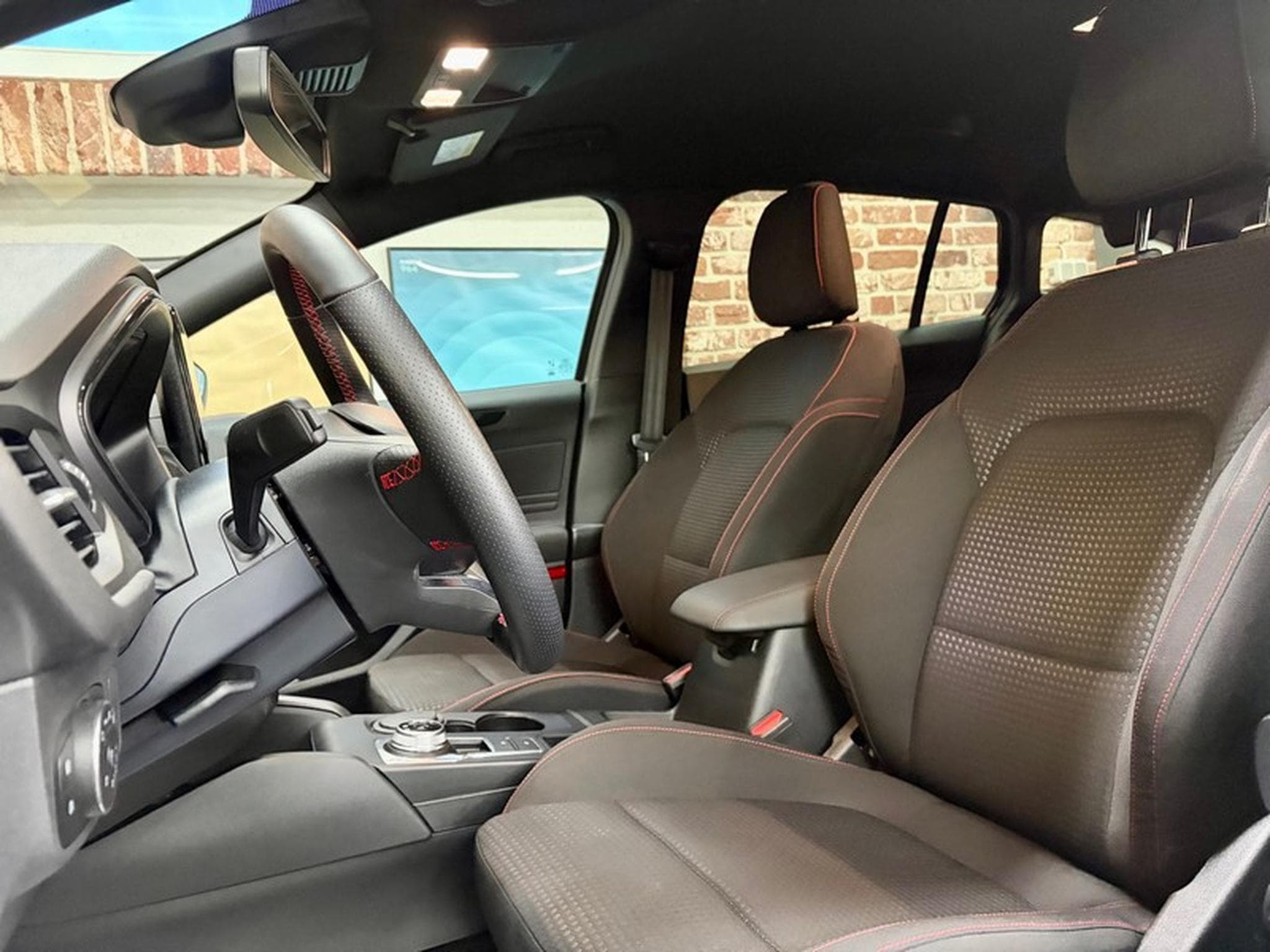 Ford Focus Focus SW 1.5 EcoBlue 116cv Auto ST-LINE X (2025) - Photo 5