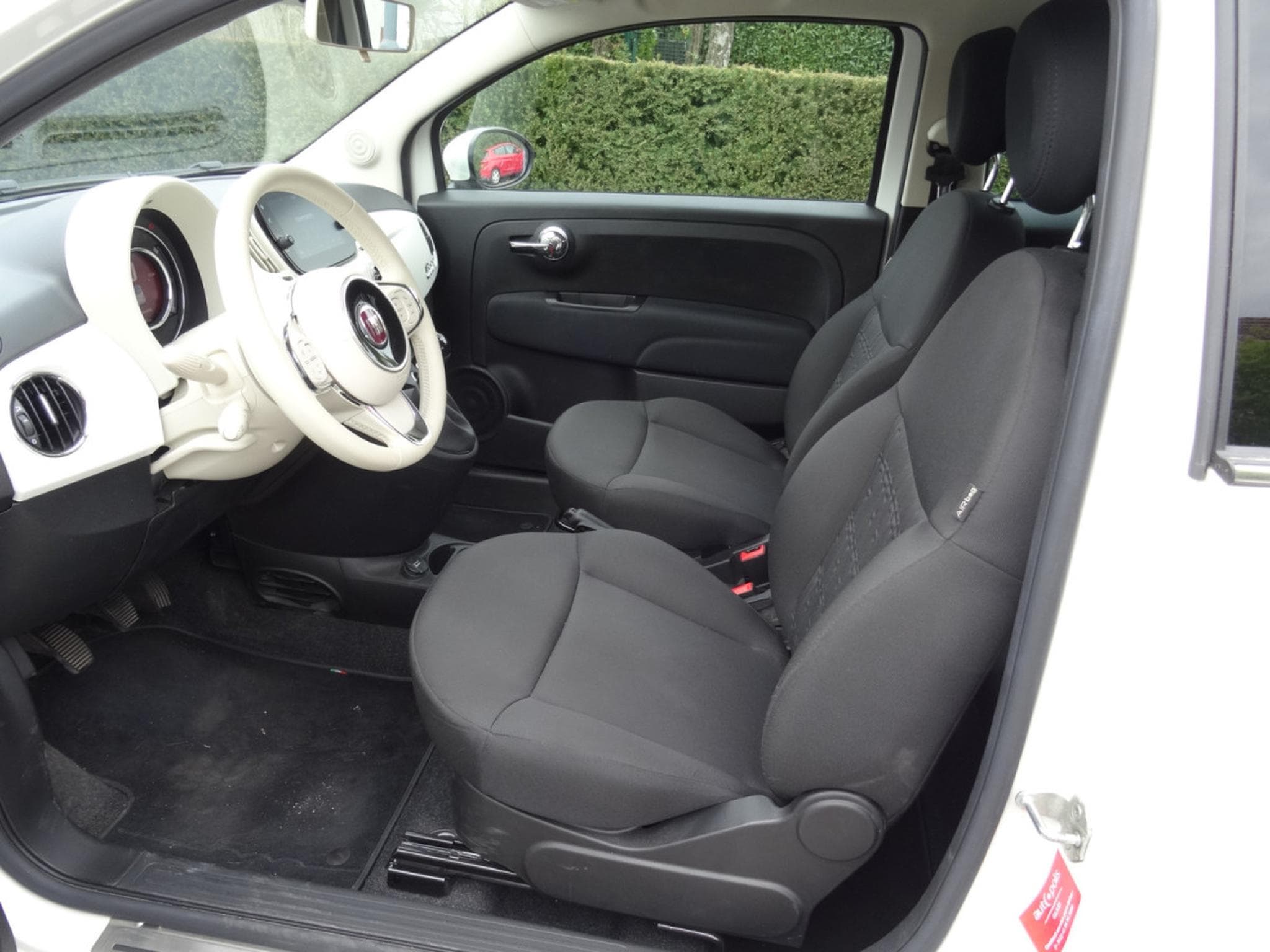 Fiat 500 Dolcevita 1.0 Hybrid 70 Sock (2023) - Photo 12
