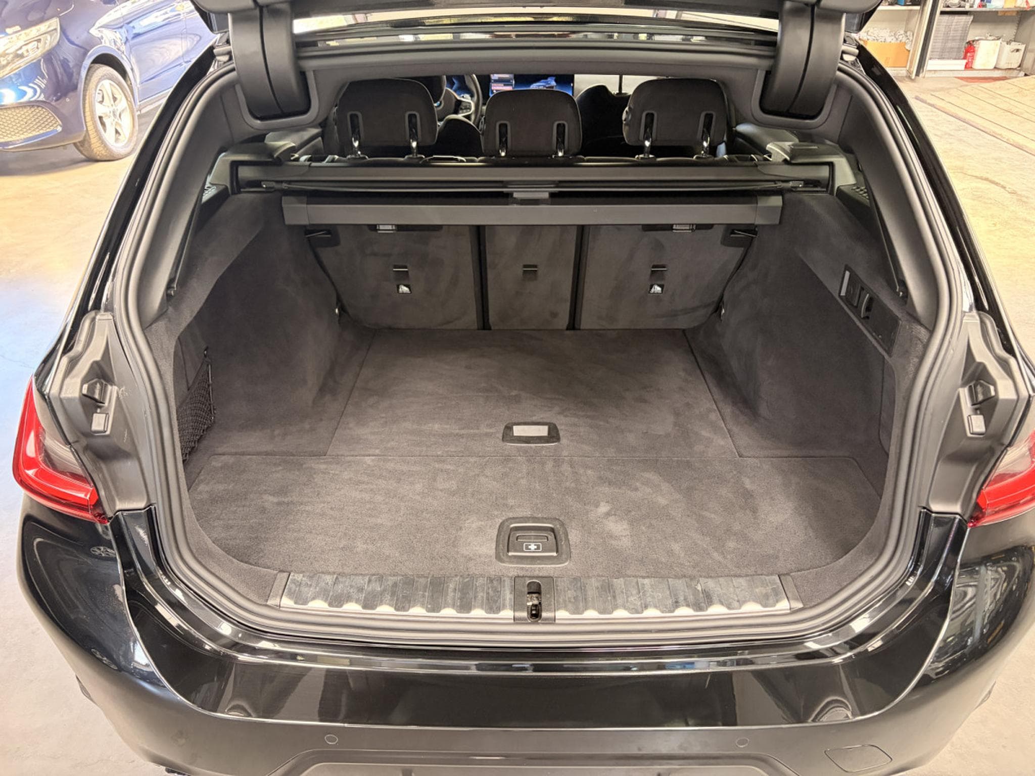 BMW 320 d Xdrive 2.0 Touring Msport (2025) - Photo 13