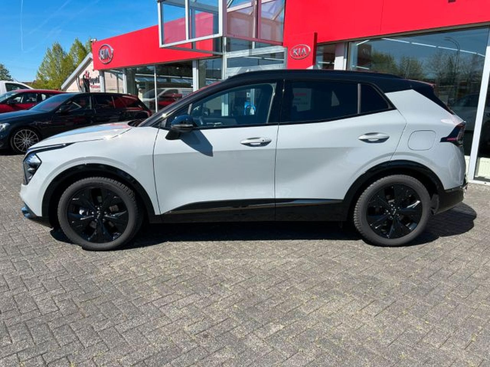 Kia Sportage Sportage 1,6T DCT Nightline 4WD Leder Navi LED (2025) - Foto 4