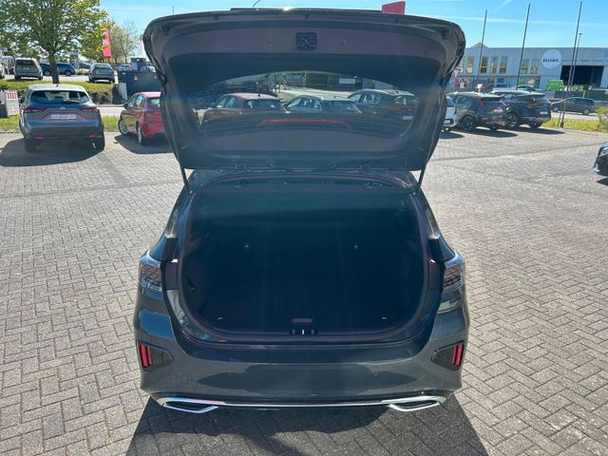 Kia Ceed Ceed 1,5 T GT Line TECH Leder Navi Kamera (2025) - Foto 7