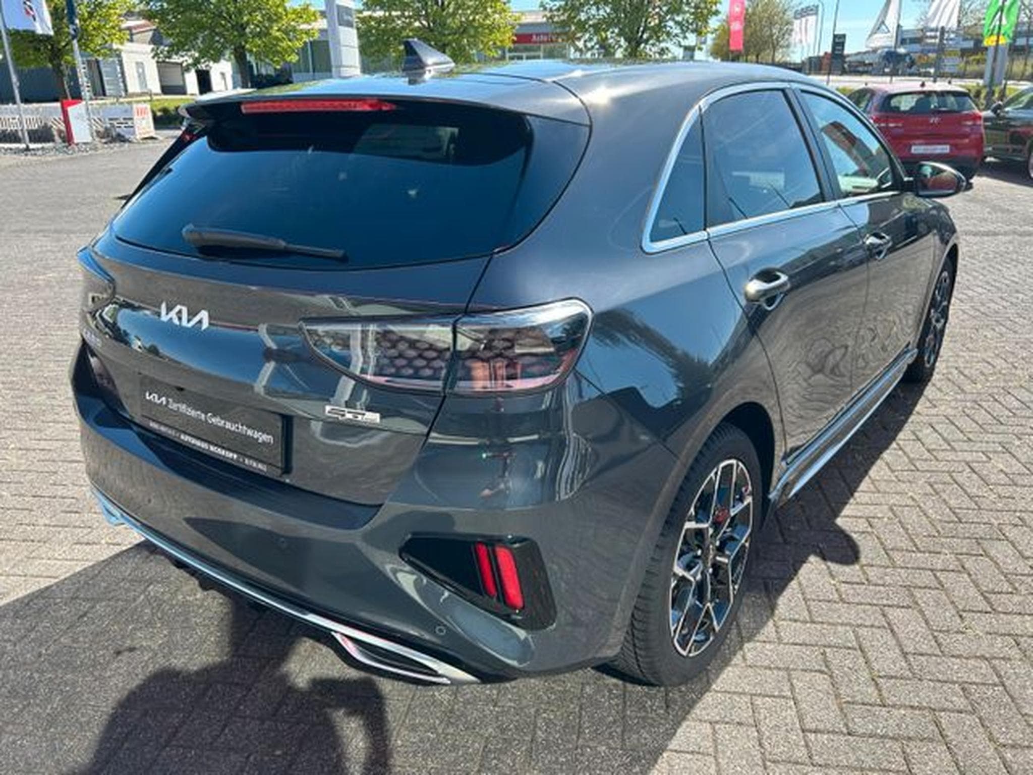 Kia Ceed Ceed 1,5 T GT Line TECH Leder Navi Kamera (2025) - Foto 8