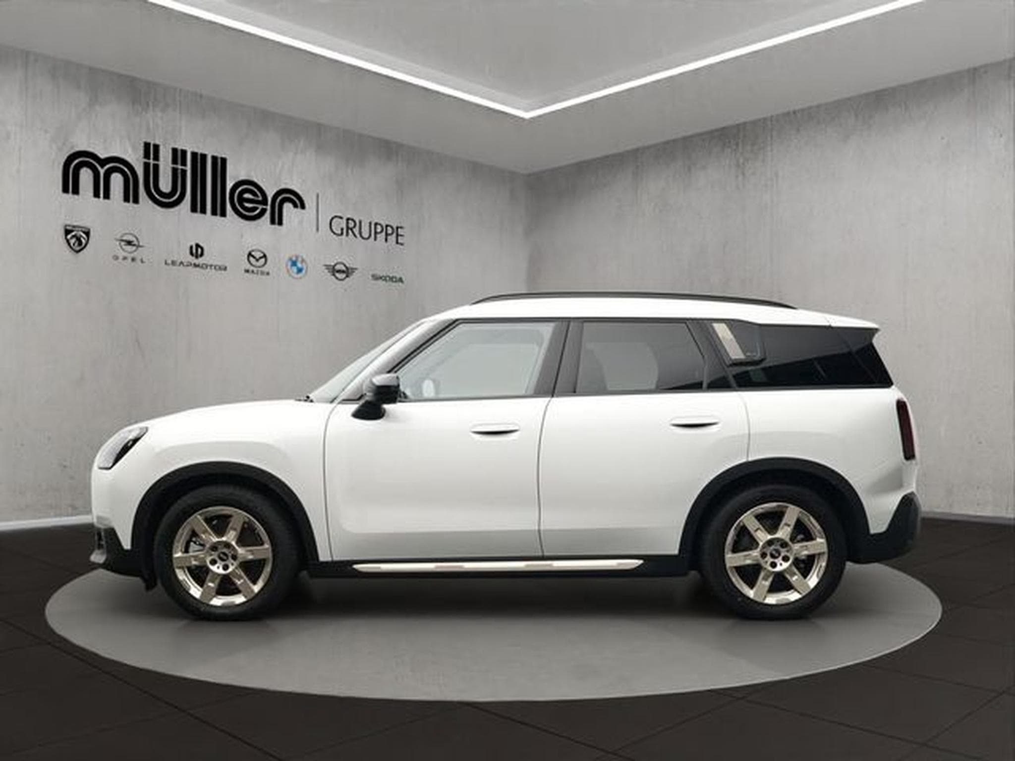 MINI Countryman SE (Coope Cooper SE ALL4 FAVOURED TRIM LED PANO HUD RÜCKFA (2024) - Foto 3